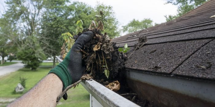How to Repair a Leaky Gutter